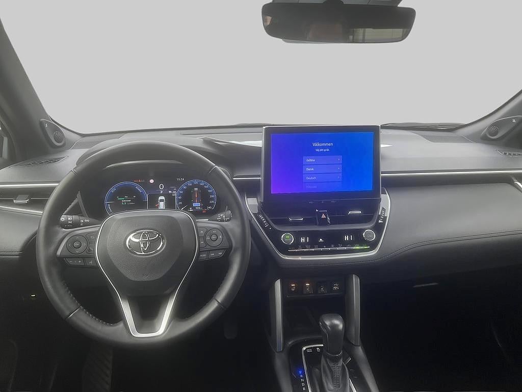 Toyota Corolla Cross 2023 - miniatyr 9