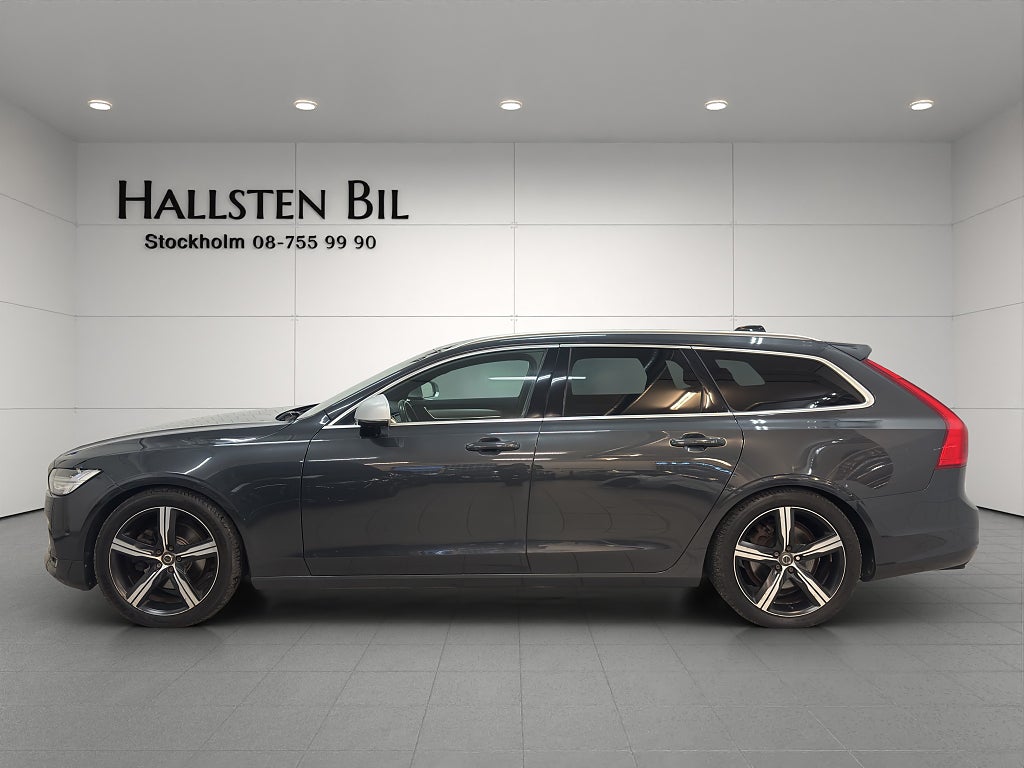 Volvo V90 T5 Automat R-Design 360° Kameror Drag Värmare Svensksåld