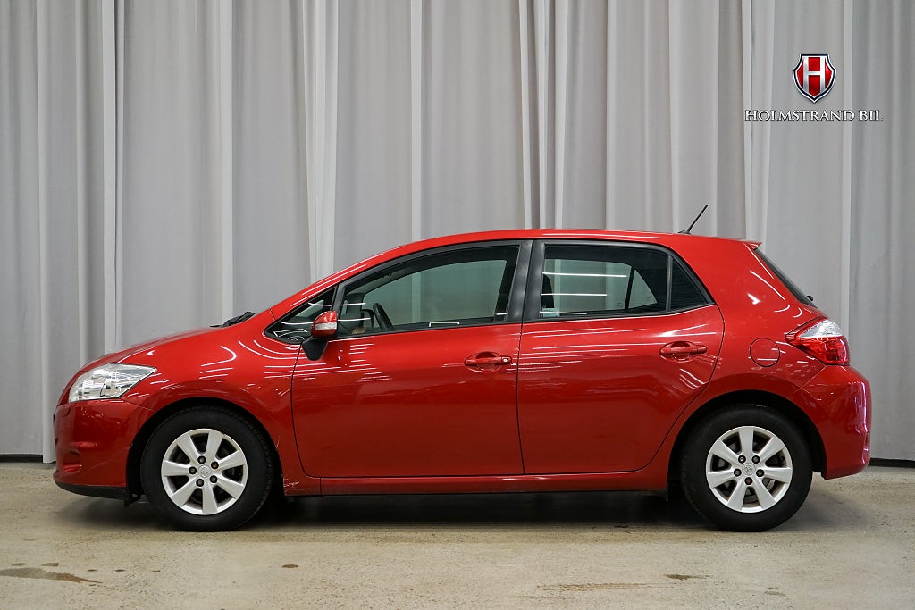 Toyota Auris 5-dörrar 1.4 D-4D Plus Power heat Lågmilad  