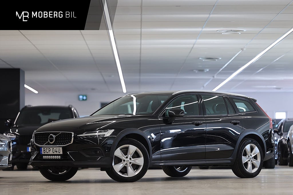 Volvo V60 Cross Country B4 AWD 197hk Momentum Värmare B-Kamera