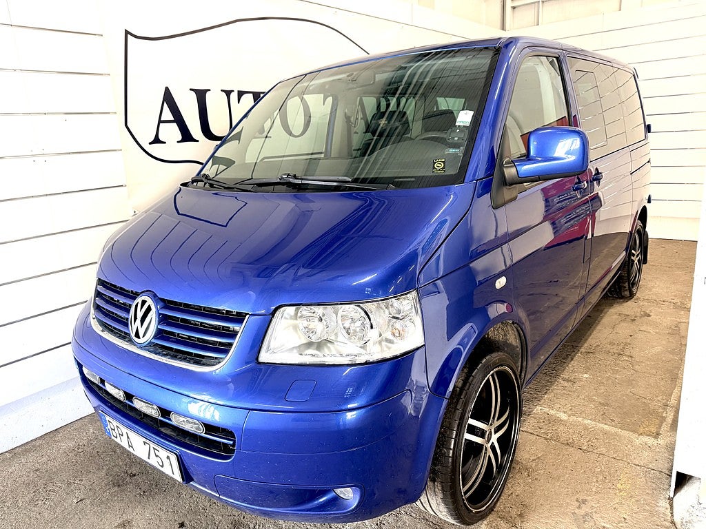 Volkswagen Transporter Kombi T30 2.5 TDI Automat 8-sitsig