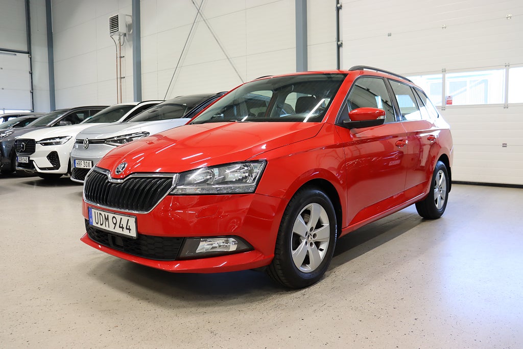 Skoda Fabia Kombi 1.0 TSI Style Drag P-Sensorer Carplay 110hk
