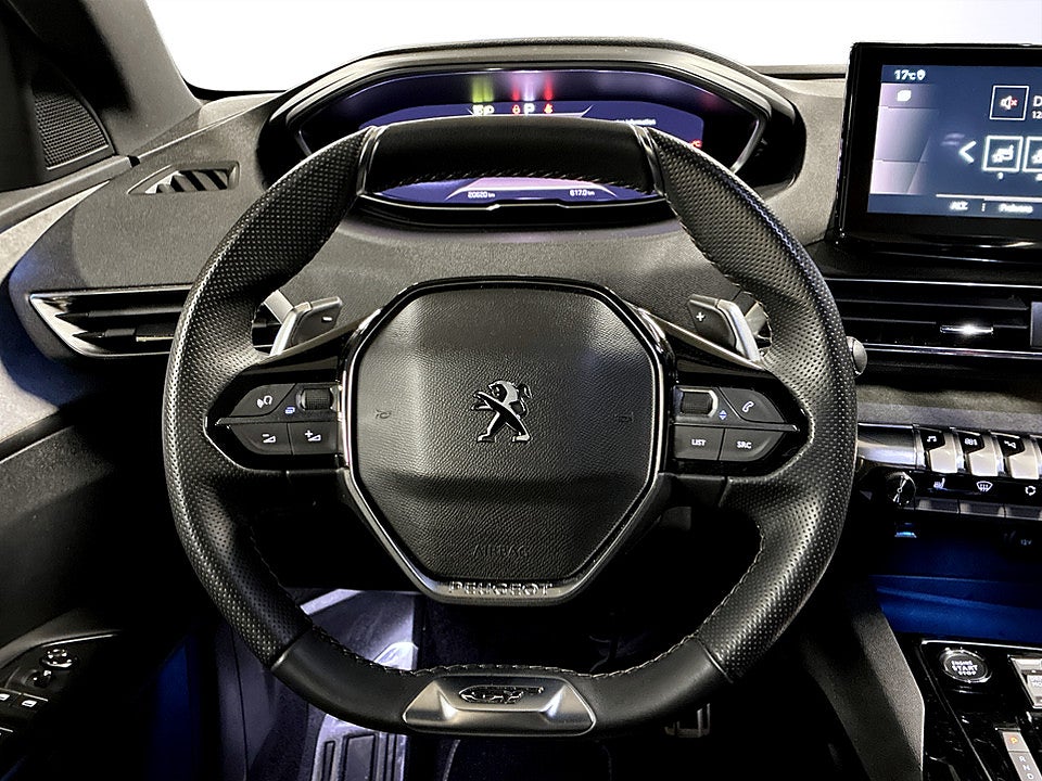 Bild på Peugeot 3008 GT 1.2 PT 130hk B-KAMERA CARPLAY
