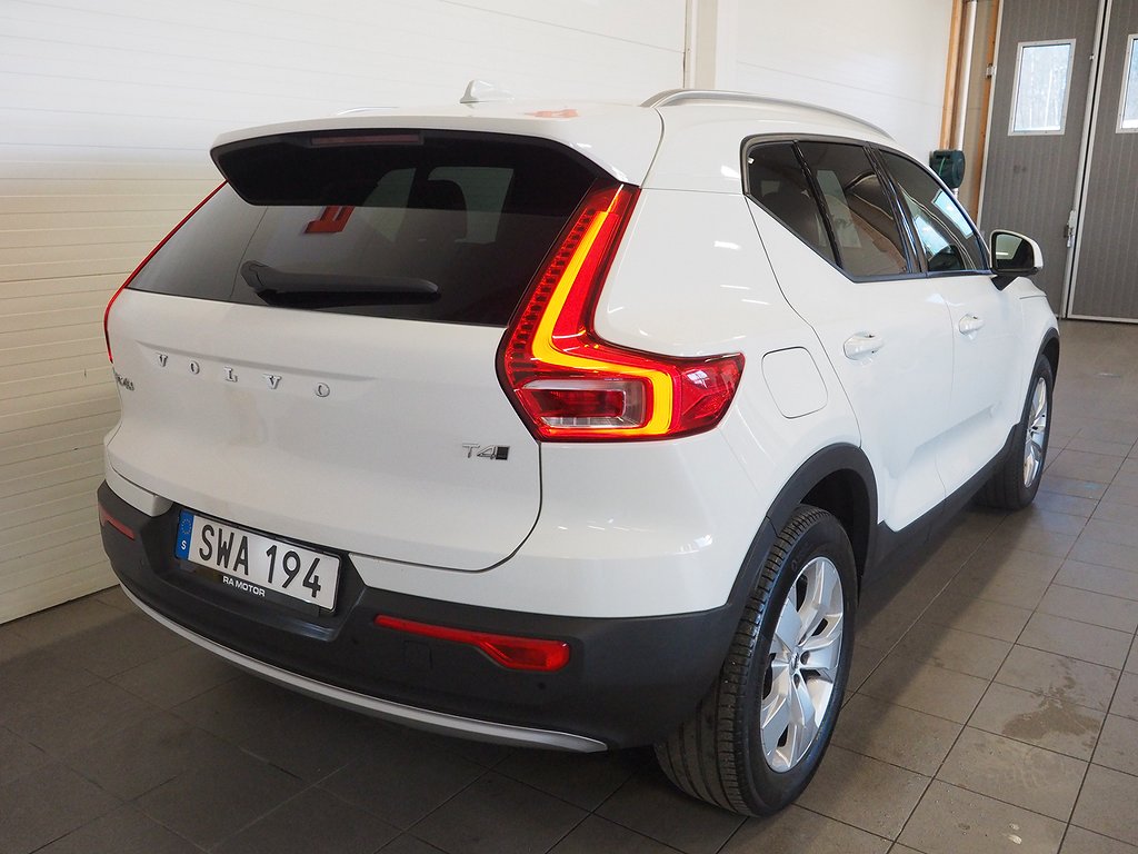 Volvo XC40 T4 AWD 190hk Aut Momentum |Pano|Navi|Backkamera| 2019