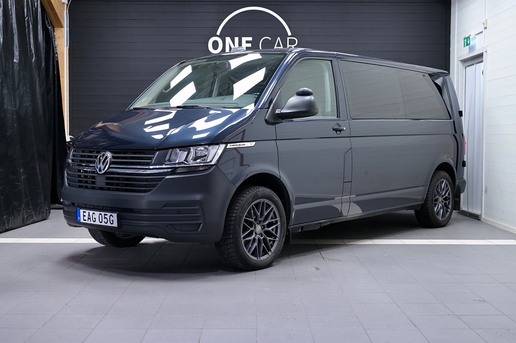 Volkswagen Caravelle 2.0 TDI 8-sits 4Motion MOMS Kamera Värmare GPS Nyservad