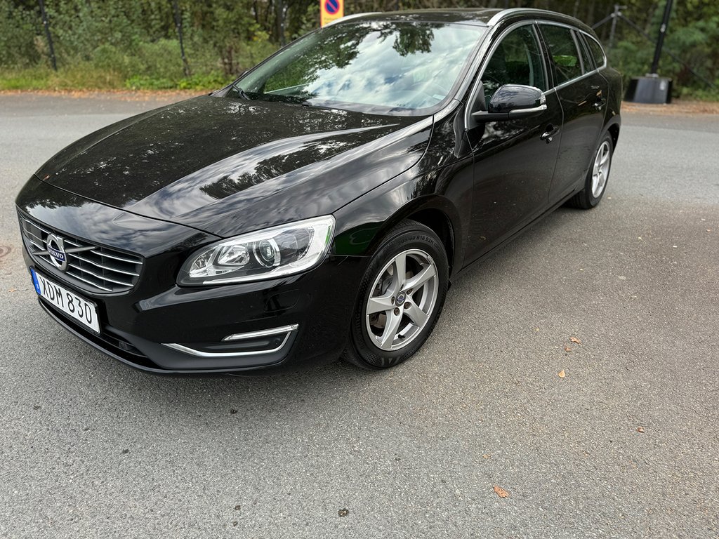 Volvo V60 D4 Geartronic Summum.SkinnDrag,Kamrem o skivor nya