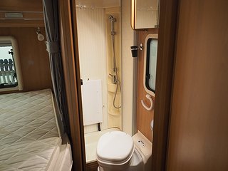 Husbil-integrerad Dethleffs T 6501 B 13 av 19
