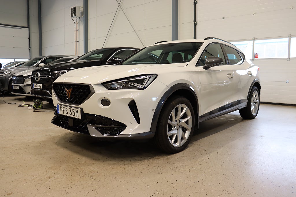 Cupra Formentor 1.5 TSI Farthållare Drag B-kamera Cockpit Keyless 150hk