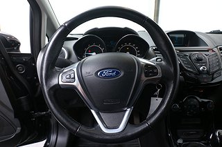 Halvkombi Ford Fiesta 9 av 13