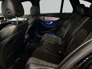 Mercedes-Benz C 400 4M AMG S&Vhjul/Pvärm/Pano/Drag/Burmester