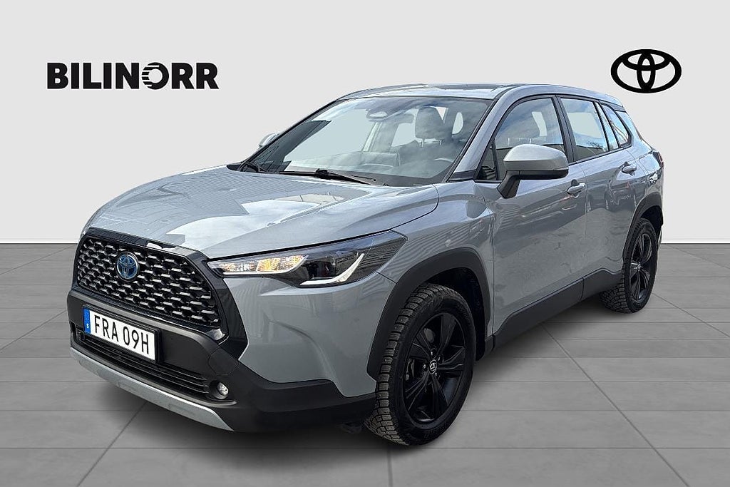 Toyota Corolla Cross Hybrid AWD-i 2,0 ACTIVE PLUS