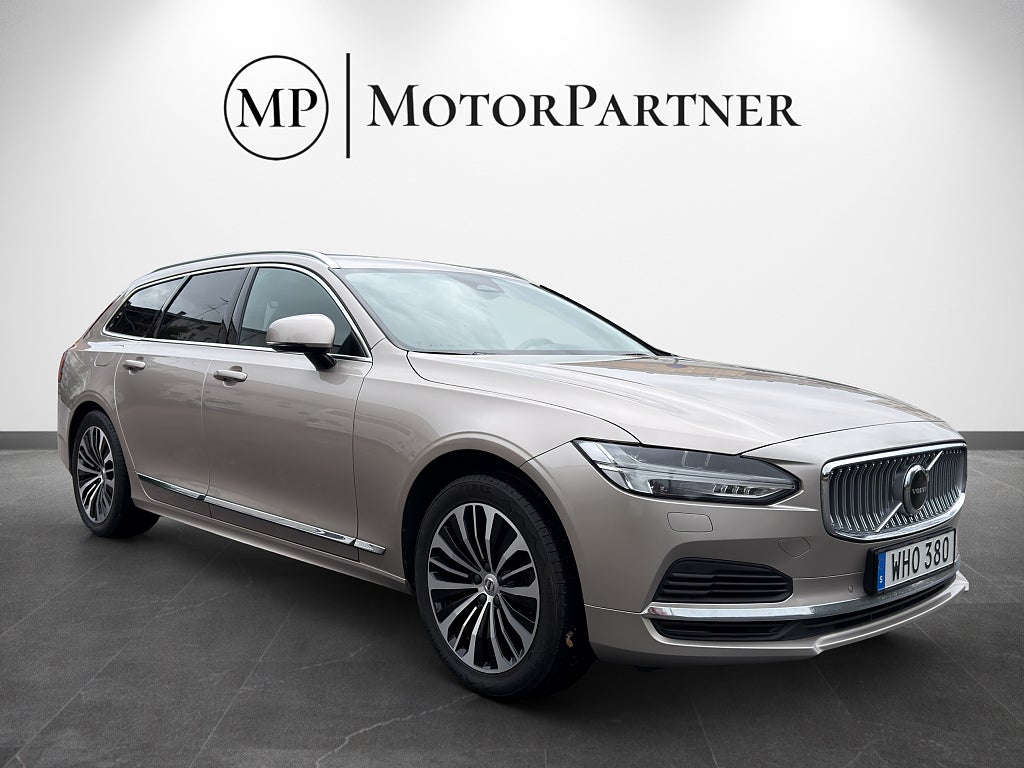 Volvo V90 Recharge T6 AWD Core Kamera Drag Google 97.2% SoH