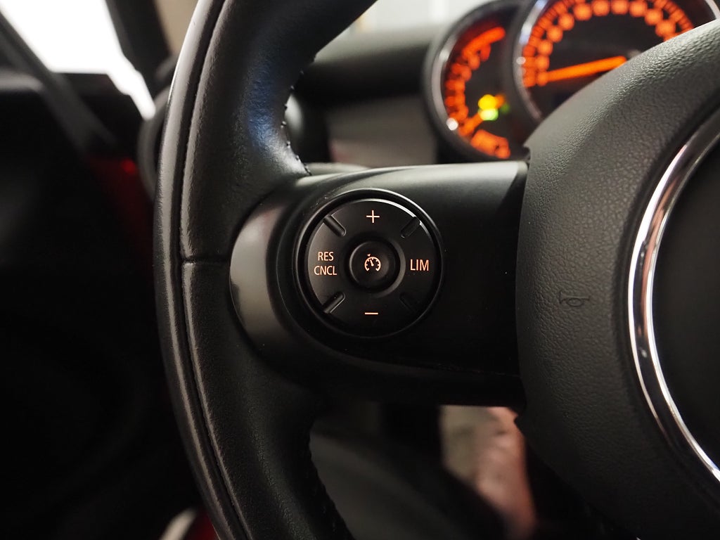 MINI Cooper 3-dörrars 136hk DCT Pepper II | Bluetooth | PDC | 2020