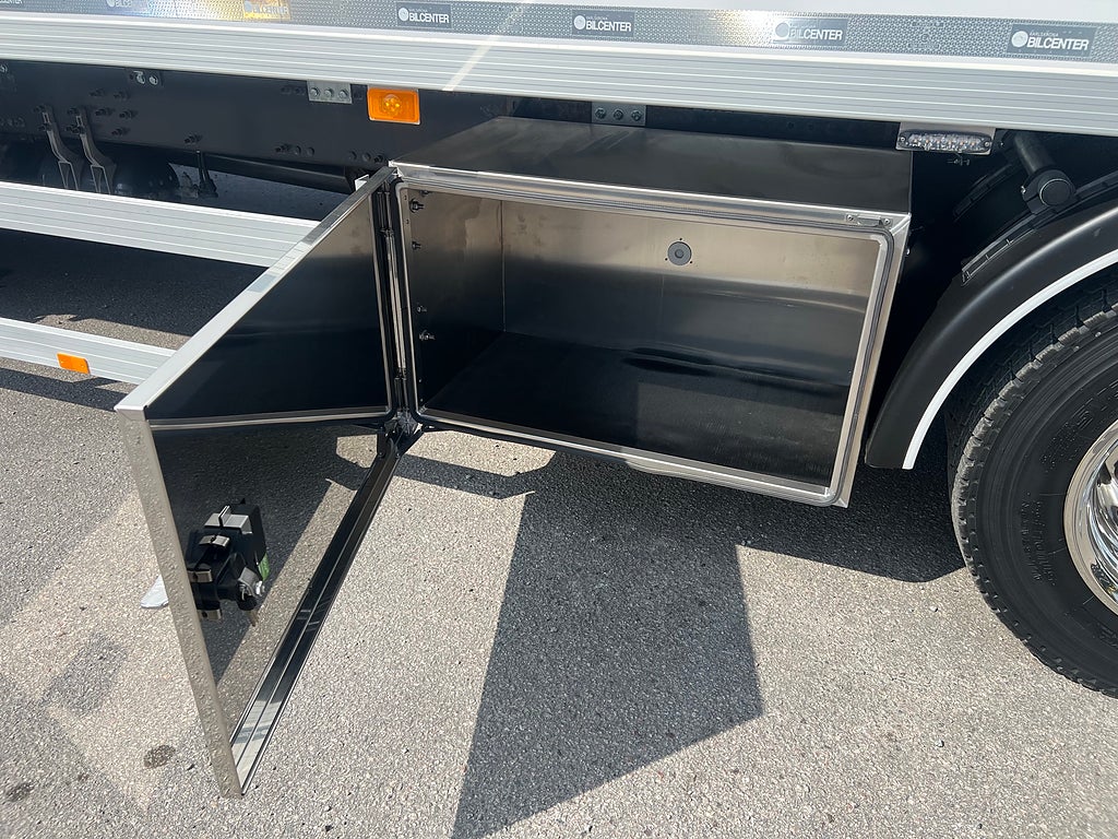 Volvo FM13 410 6x2 Skåpbil, *17 400 Mil*, Euro 6