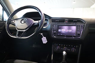 SUV Volkswagen Tiguan 23 av 34