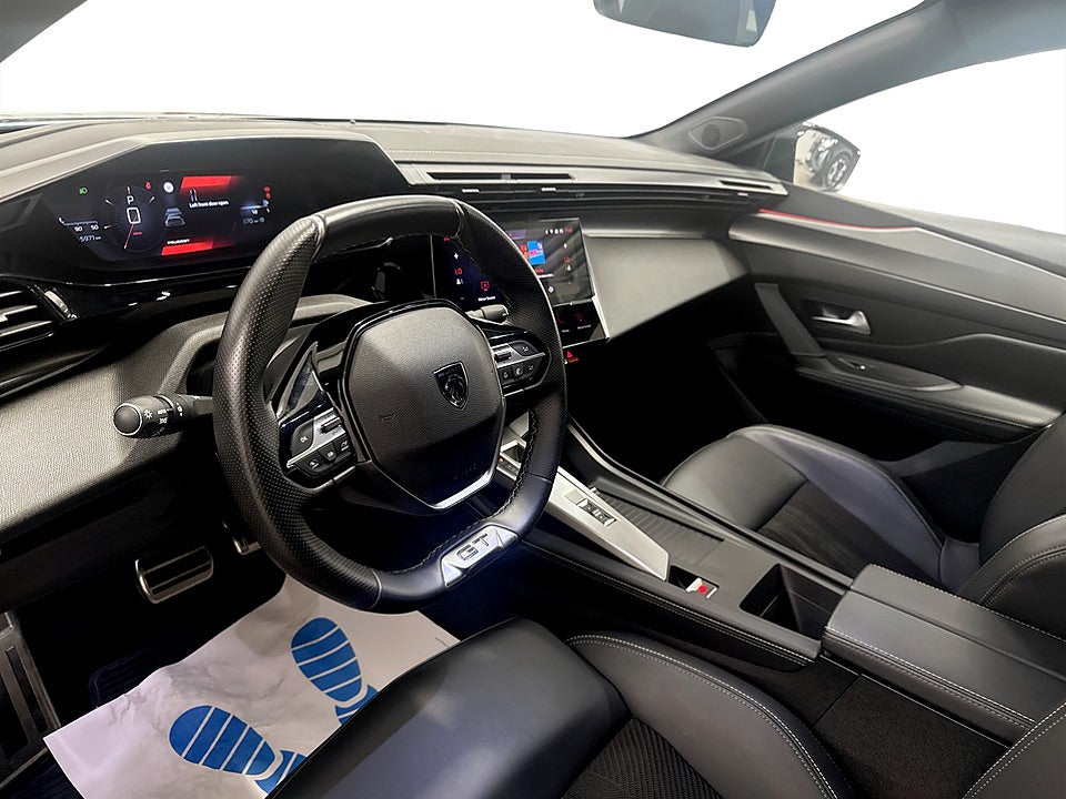 Bild på Peugeot 408 GT 1.2 PT 130hk Aut B-KAMERA CARPLAY