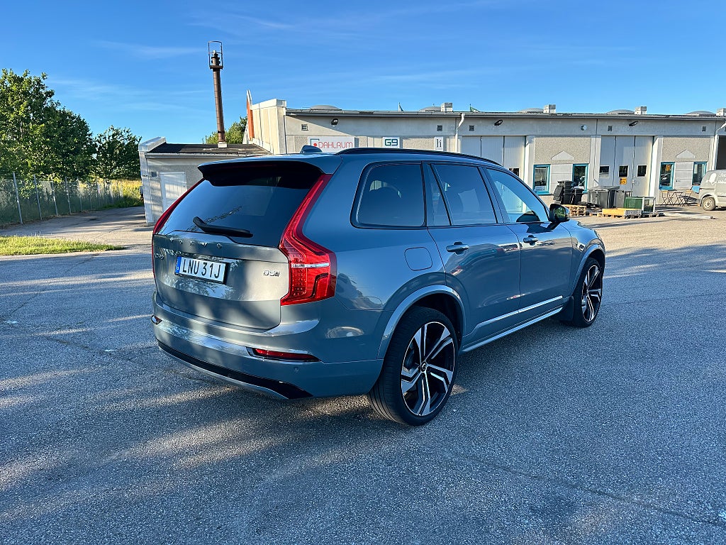 Volvo XC90 B5 AWD R-Design Pro Edition / 7sits