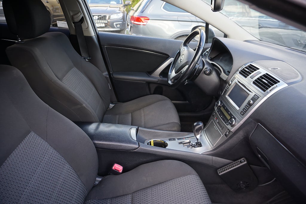 Toyota Avensis 2012 - miniatyr 6