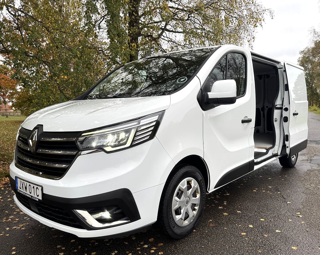 Renault Trafic Långt Skåp L2 150 dCi, Drag 2500 kg