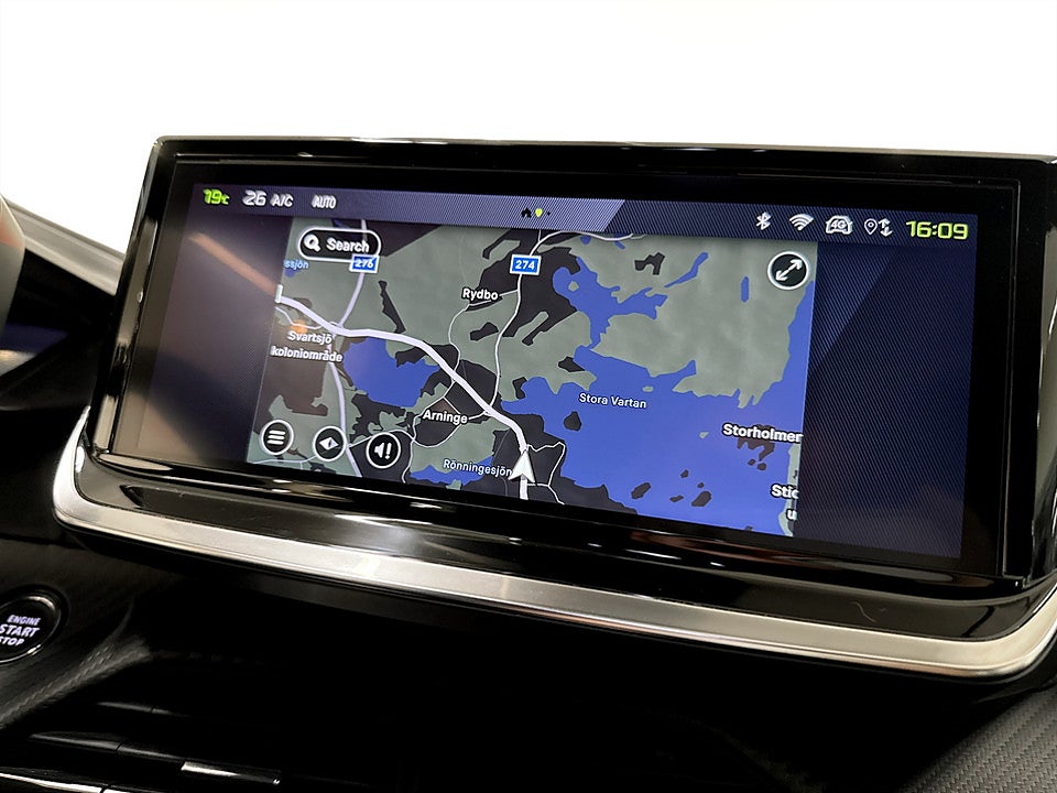 Bild på Peugeot 2008 GT 1.2 PT 130hk Aut - ELSTOL,B-KAMERA,CARPLAY