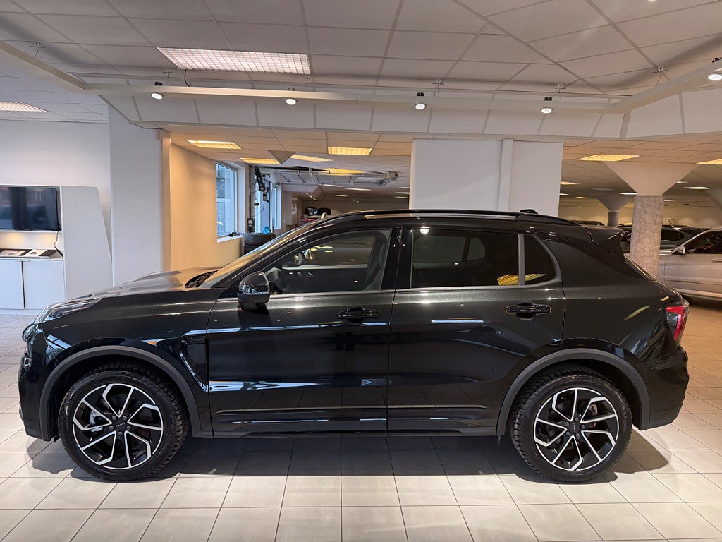 Lynk & Co 01 PHEV DCT More Pano 360 NAVI infinity 280 hk 