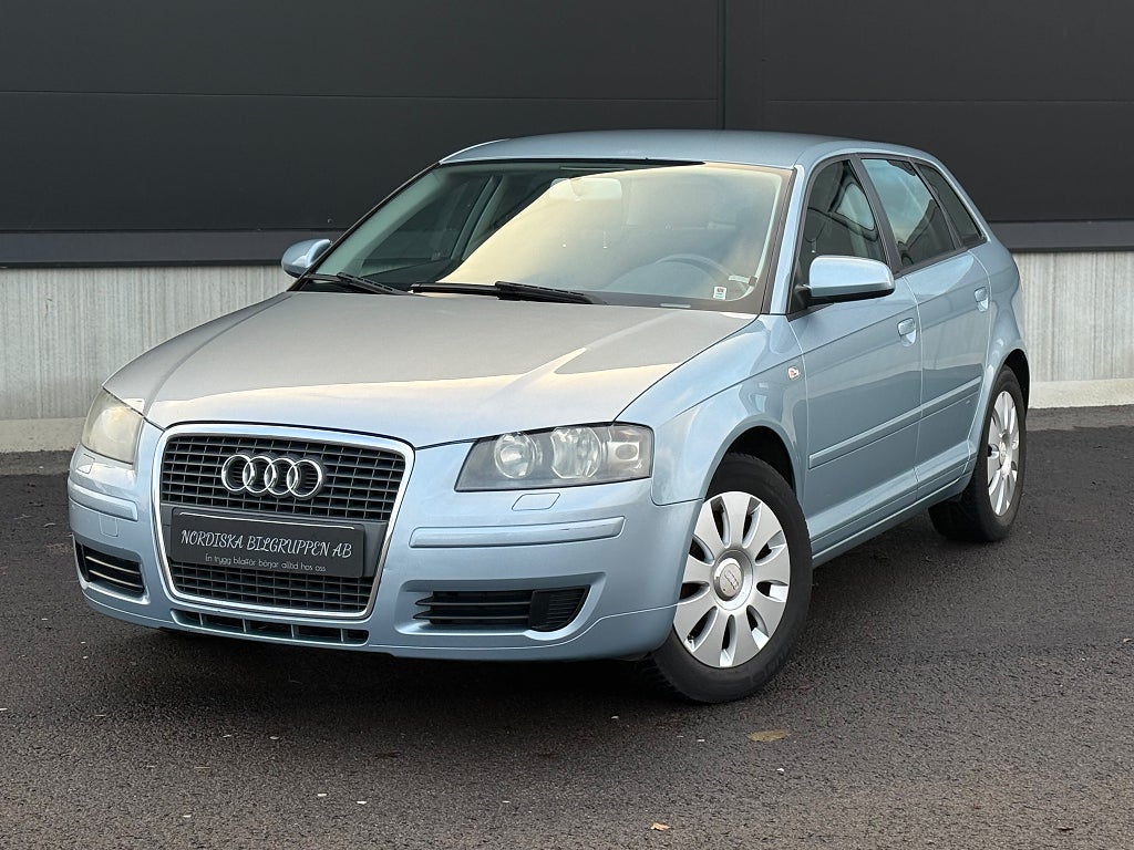 Audi A3 Sportback 1.6 8v Attraction, drag