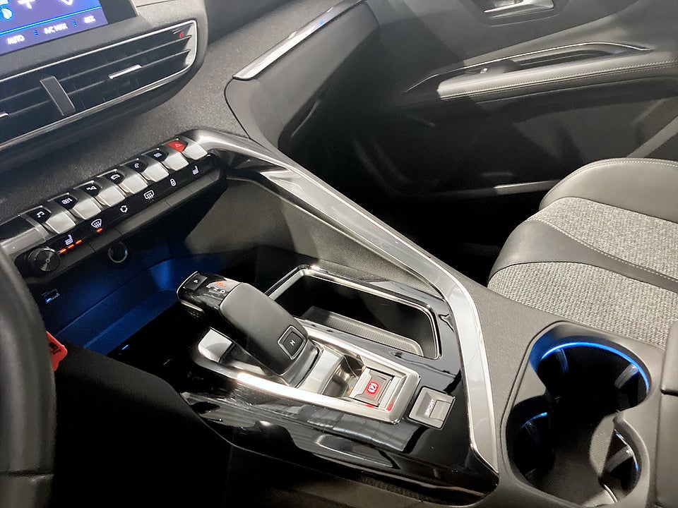 Bild på Peugeot 3008 Allure 1.5 BHDi 130hk Aut DRAG B-KAMERA