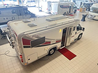 Husbil-halvintegrerad Kabe TM 740 LXL 5 av 21