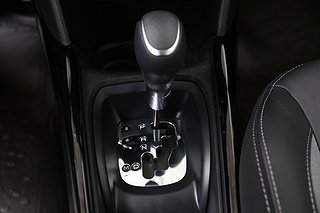 Halvkombi Peugeot 2008 13 av 17
