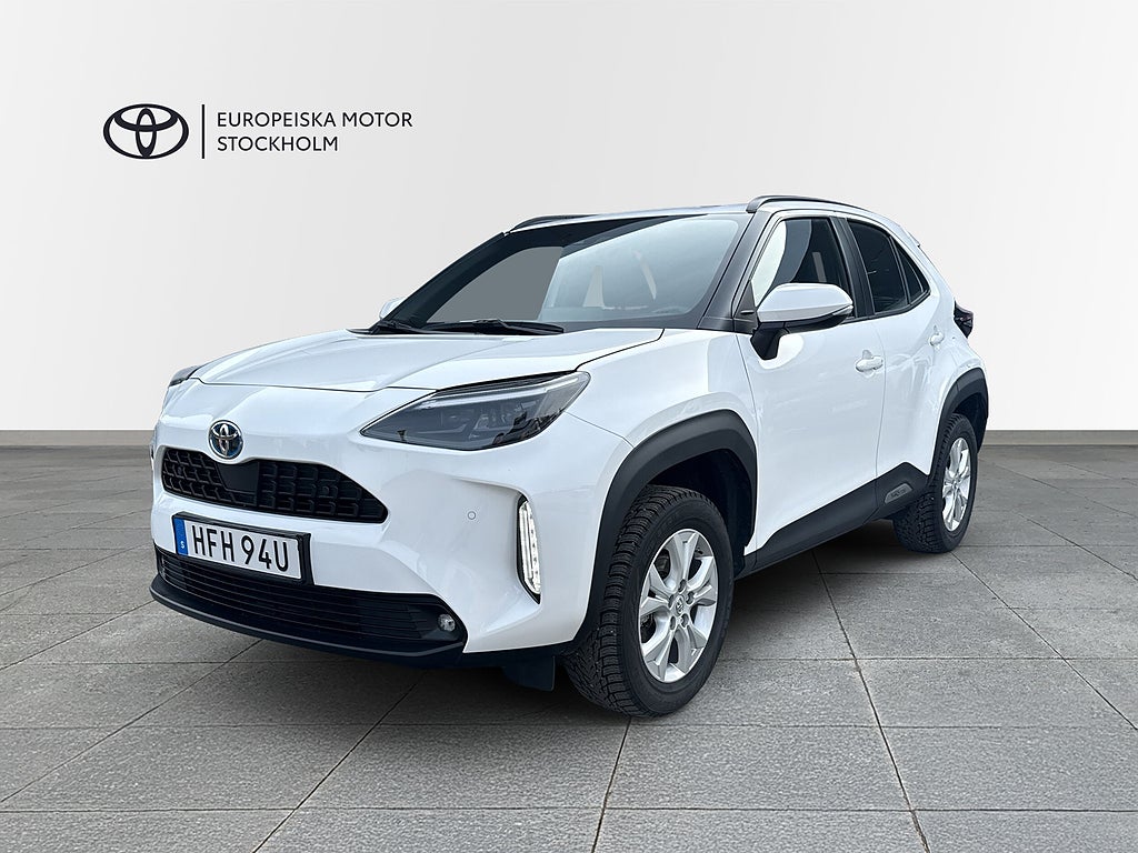 Toyota Yaris Cross 1.5 HSD Active Plus / V-Hjul / P-Sensorer / 2330mil