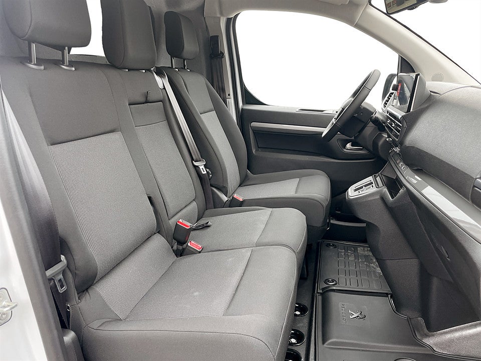 Bild på Peugeot Expert Plus 150hk Aut L3 - EDITION! SERVICE & VINTERHJUL INGÅR