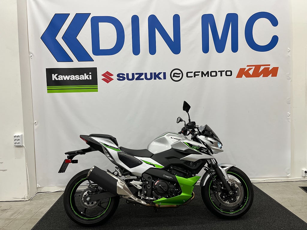 Kawasaki Z7 Hybrid HEV "Demo"