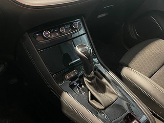 Kombi Opel Grandland X 14 av 19