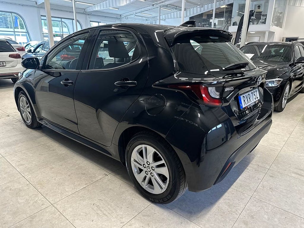 Toyota Yaris Hybrid CVT Active Euro 6/B-Kamera/RattVärme