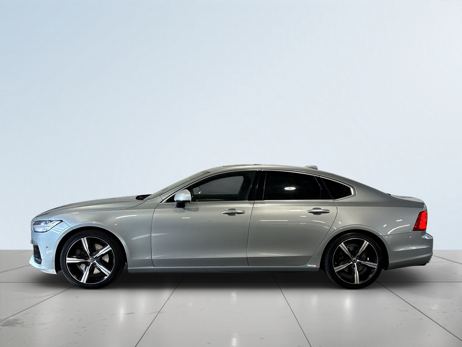 Volvo S90 D5 AWD Aut R-Design Värmare 2018, bild 3/52