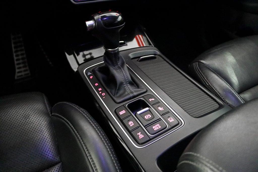 Kia Sorento 2.2 CRDi AWD Special Edit Pano 360kam Infinity