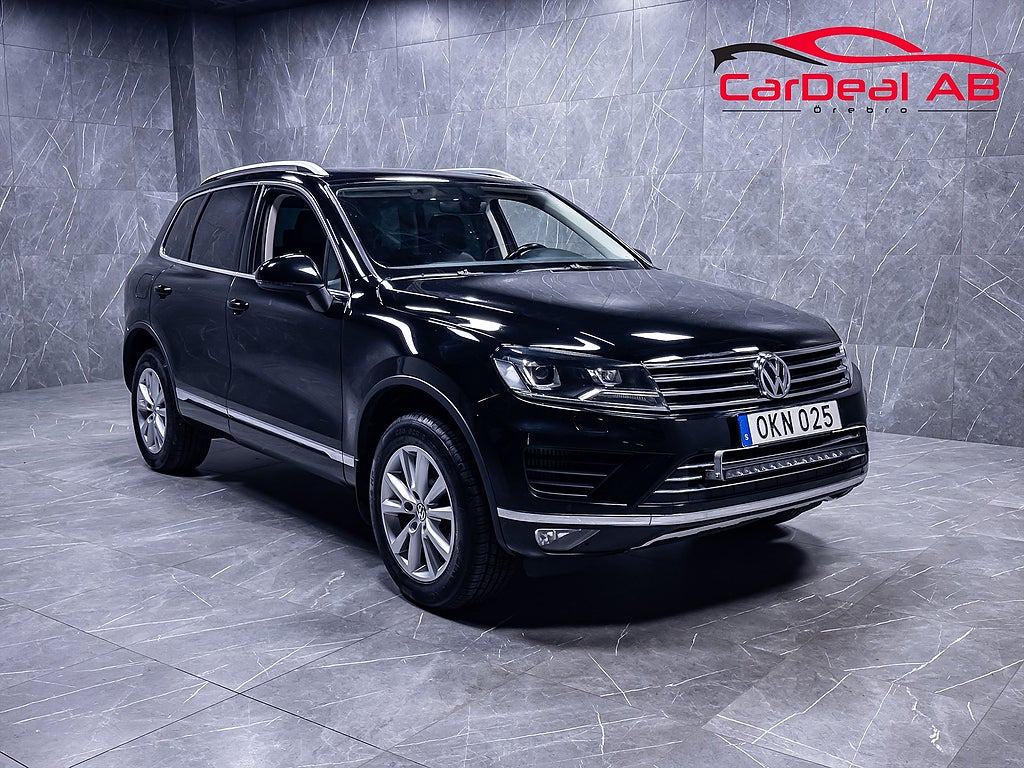 Volkswagen Touareg 3.0 V6 4M TipTronic Värmare LED-ramp Kamera Läder Drag