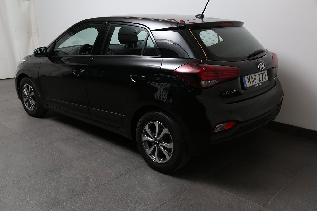 Hyundai i20 1,2 Premium CarPlay Kamera P-sensor Motorvärmare
