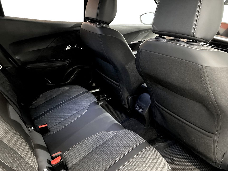 Bild på Peugeot 2008 Allure Hybrid 145hk Aut B-KAMERA CARPLAY