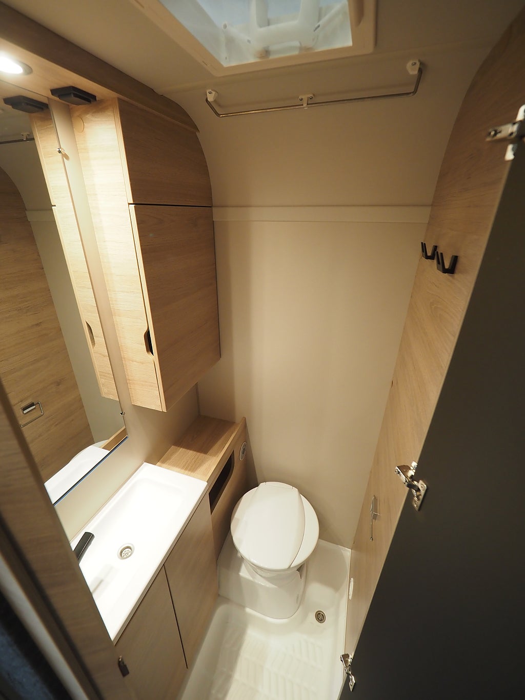 Weinsberg Caraone 390 QD 1150kg