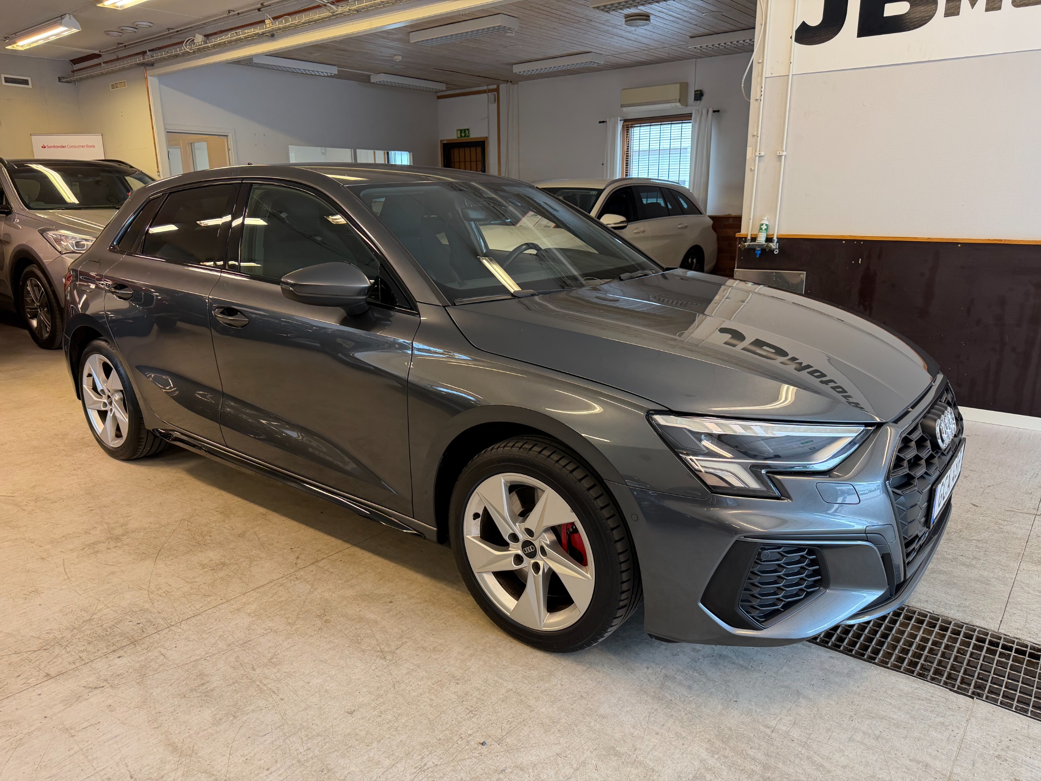 Audi A3 2021, kuva 2/44