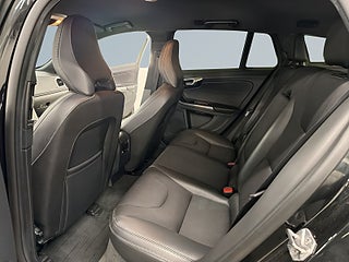 Volvo V60 D4 Momentum S&Vhjul/ Drag/Dvärm/Nav/Rattvärm/KamremBytt – bild 13