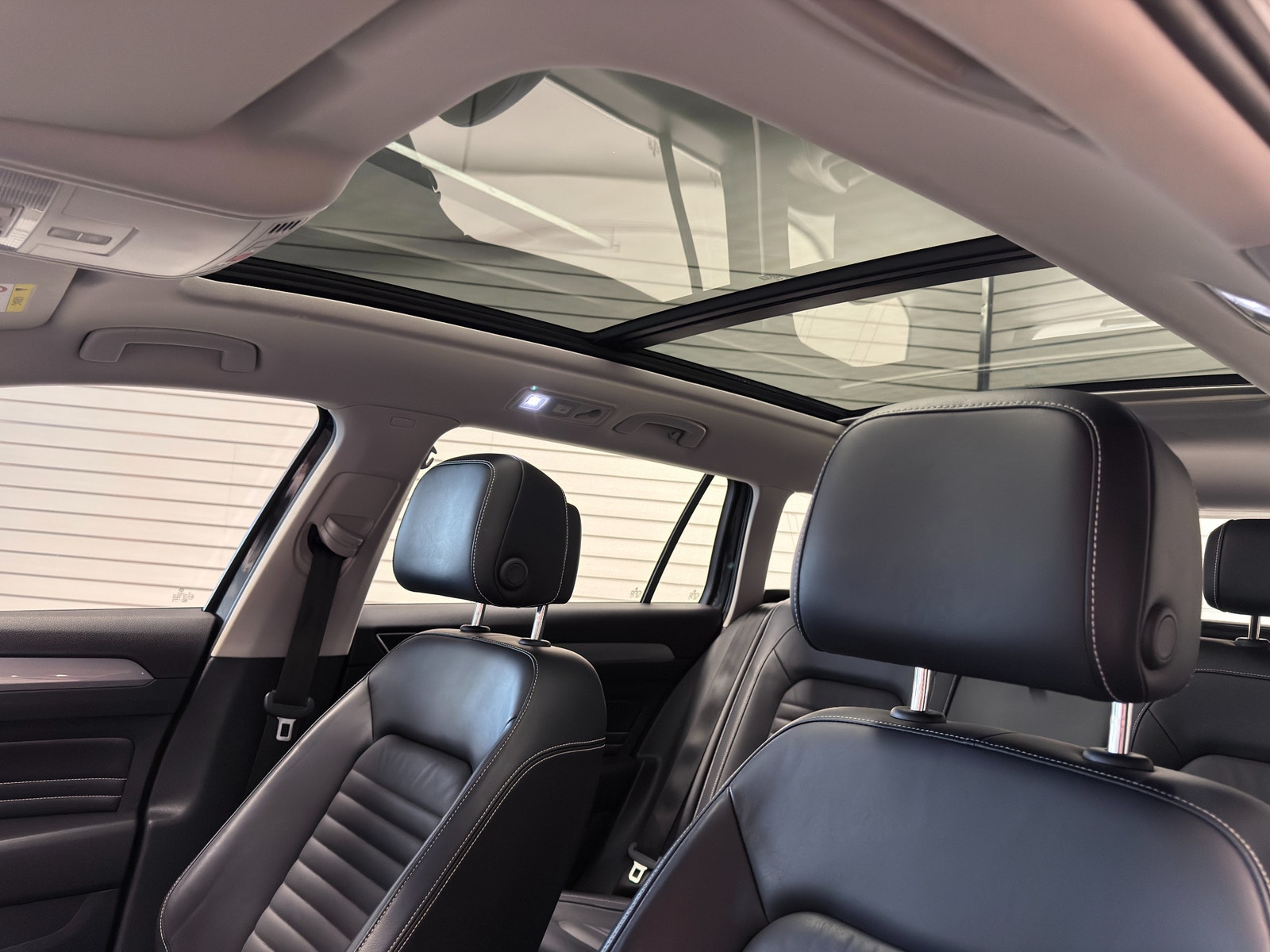 Volkswagen Passat Sportscombi GTE 1.4 TSI 218hk |Drag|Pano|Läderpaket 2020 - miniatyr 15