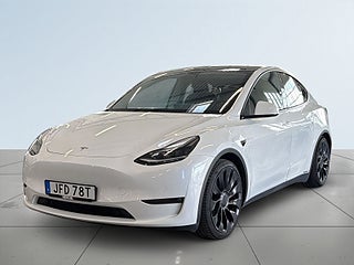 Tesla Model Y Performance Performance S&V-Hjul/Drag/Värmepump/Pano – bild 16