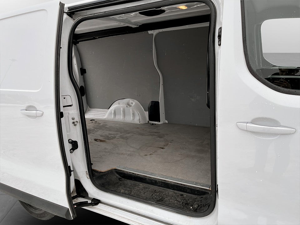 Bild på Citroën Jumpy Business Premium 2.0 BHDi 145hk Aut L3 WEBASTO B-KAMERA