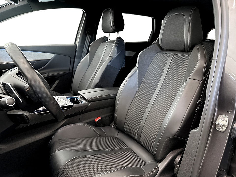Bild på Peugeot 5008 GT 1.2 PT 130hk Aut - VECKANS KLIPP!