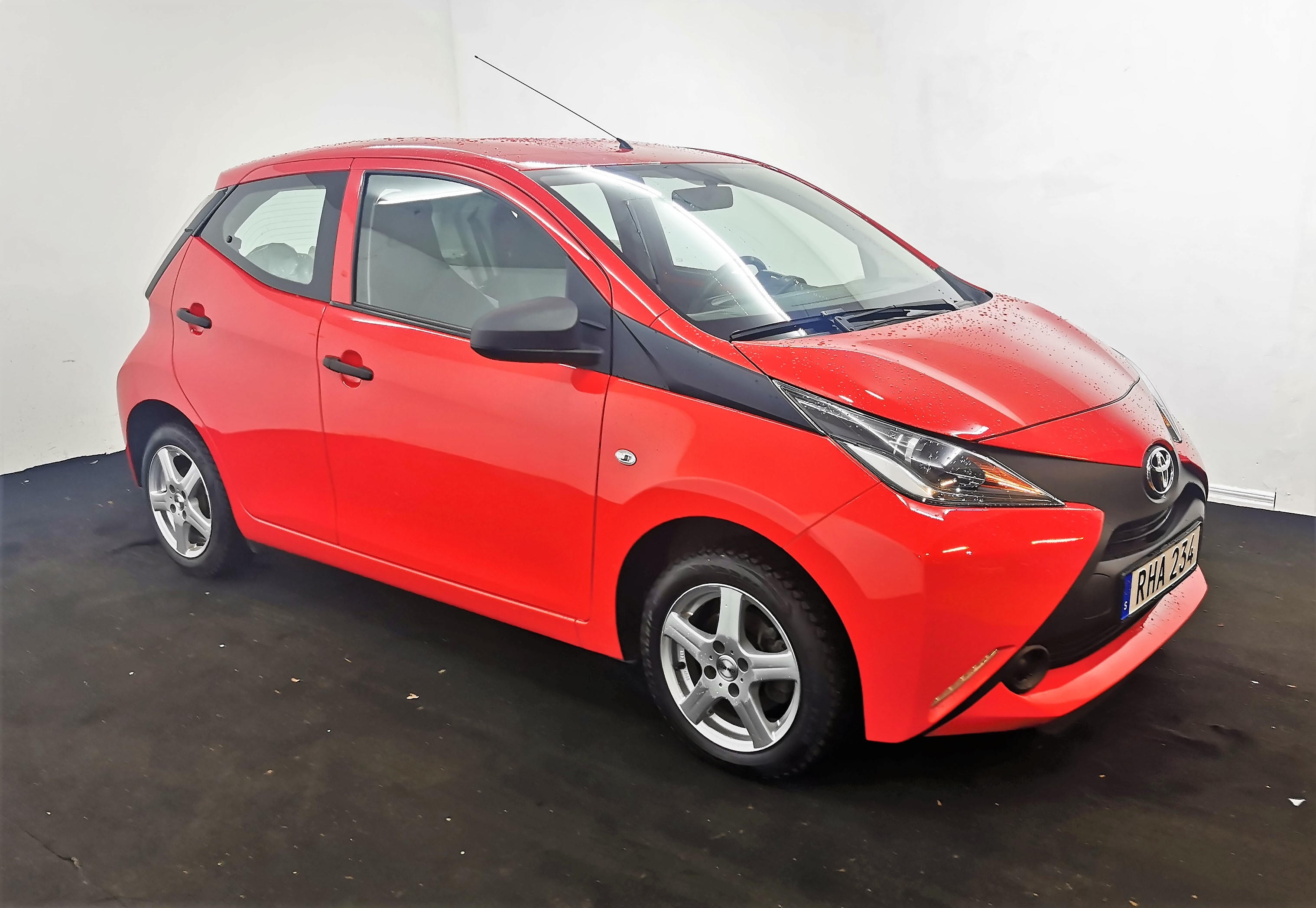 Toyota Aygo 2016, kuva 2/38
