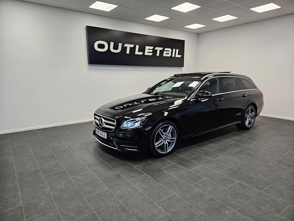 Mercedes-Benz E 220 T d 4MATIC AMG Panorama Värmare Burmester Navi Drag