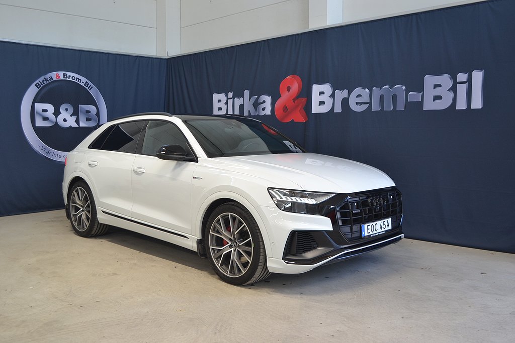 Audi Q8 55 TFSI Quattro S Line, B&O, Matrix, Krok, Värmare