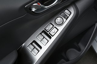 Halvkombi Hyundai IONIQ 14 av 28